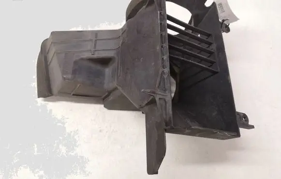 Toyota Corolla Verso AR10 Air intake duct part