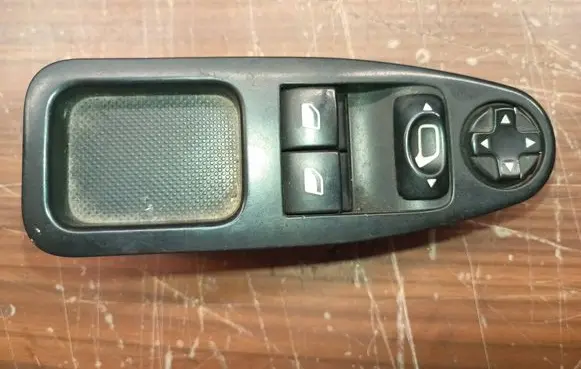 Electric window control switch