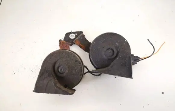 Volvo V50 Horn signal e355306 e30055306