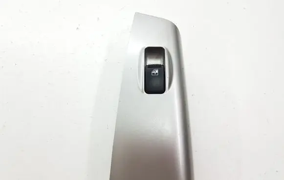 KIA Sportage Electric window control switch 4835201110 93580F000WK
