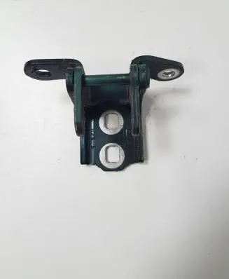 Opel Insignia A Rear door lower hinge A046574