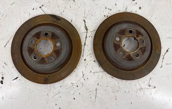 Ford Mustang VI Rear brake disc GR3Z2C026E BRRF245 BRRF327