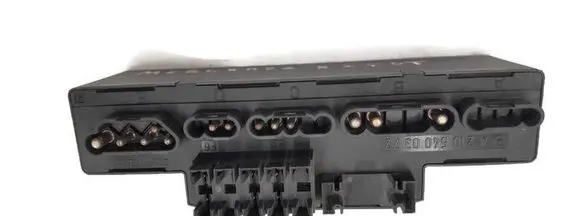Mercedes-Benz E W210 Fuse module 05376000