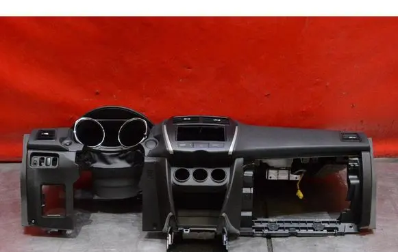 Mitsubishi ASX Dashboard 