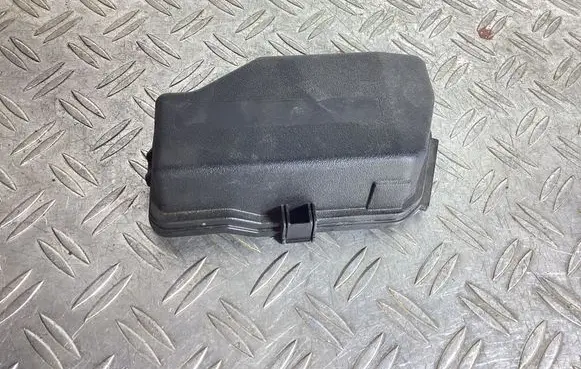 Lexus RX 450H Fuse box cover 9362MA