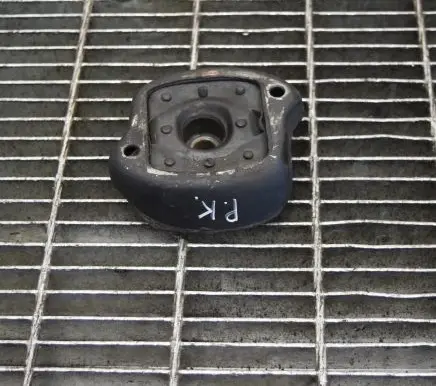 Mercedes-Benz SLC C107 Engine mount bracket 1072412213 1072412613
