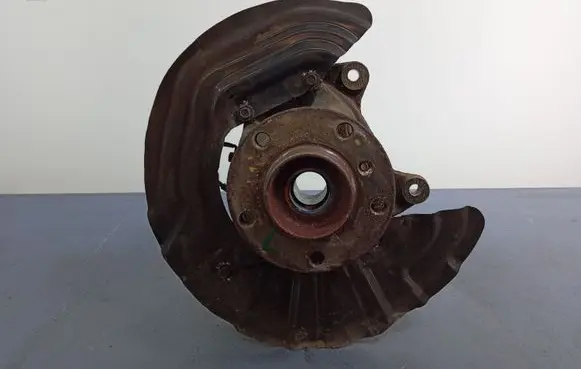 BMW X3 F25 Front wheel hub spindle knuckle 6787679