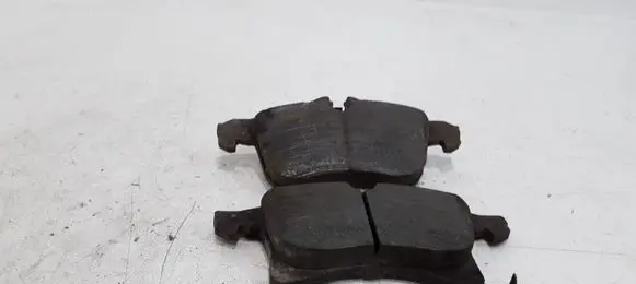Opel Zafira A Brake pads (front) 