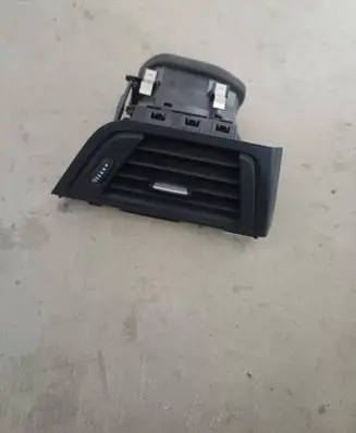 BMW 4 F32 F33 Dashboard side air vent grill/cover trim 9218550