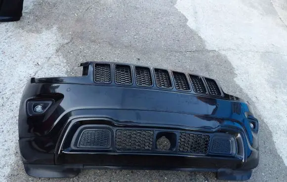 Jeep Grand Cherokee Front bumper