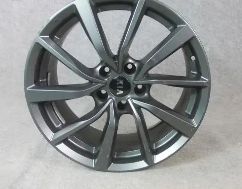 KIA Stinger R18 alloy rim 