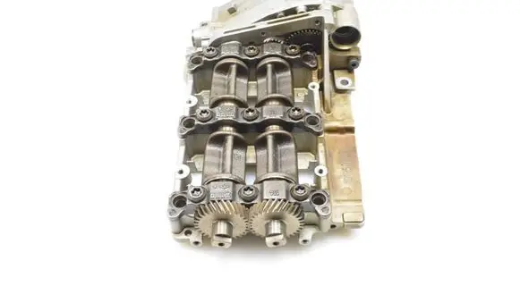 BMW 3 E90 E91 Oil pump 7544555
