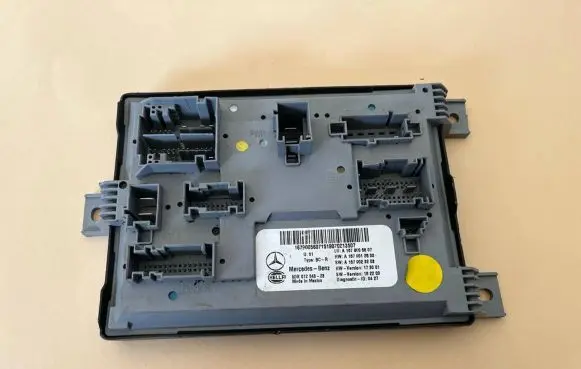 Mercedes-Benz GLE W167 SAM control unit A1679005607 A1679012002 5DK01284323