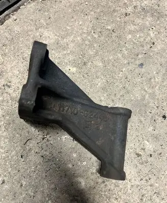 Nissan Terrano Generator/alternator bracket 11710G2440