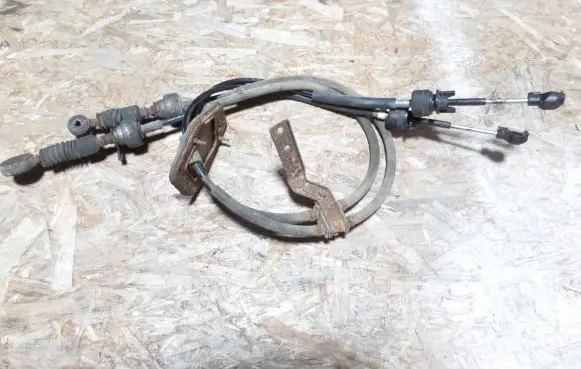 Honda FR-V Gear shift cable linkage
