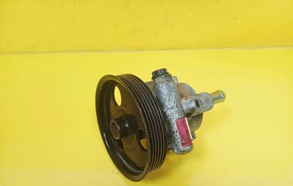 Renault Scenic II - Grand scenic II Power steering pump 8200113599 26090956 8200112299