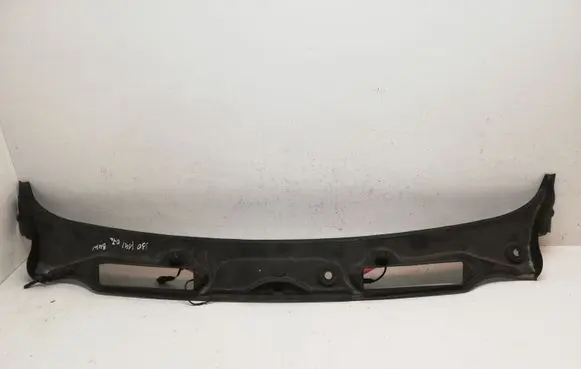 BMW 3 E90 E91 Wiper trim CH57550913 6196411