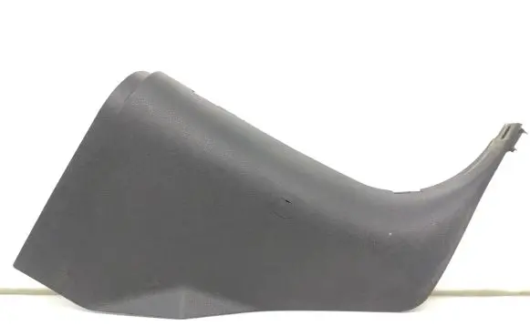 Foot area side trim