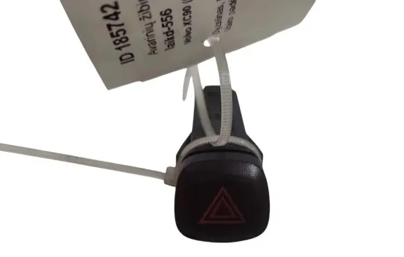 Volvo XC90 Hazard light switch 30739319 06W271