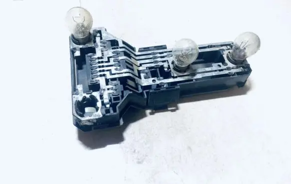 Volkswagen PASSAT B5 Tail light bulb cover holder 3B9945257