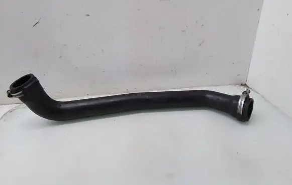 Intercooler hose/pipe