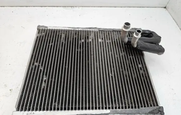 Air conditioning (A/C) radiator (interior)