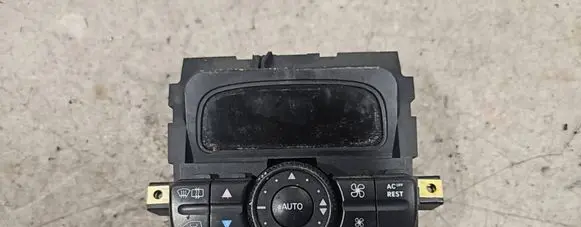 Mercedes-Benz Vito Viano W639 Climate control unit A6394460928KZ 74144400 A6394450305kz