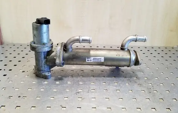 KIA Sportage EGR valve cooler 2841627400 988294P 424900011