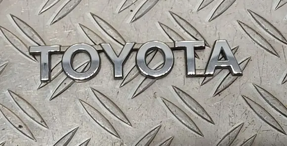 Toyota Auris 150 Manufacturers badge/model letters 