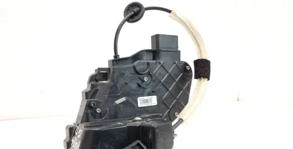Volvo XC60 Rear door lock 30799318