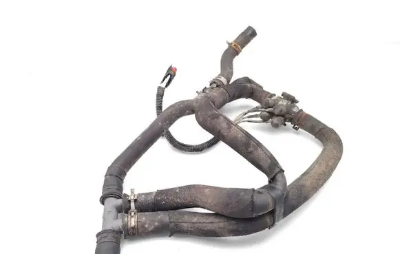 Nissan Note (E11) Engine coolant pipe/hose