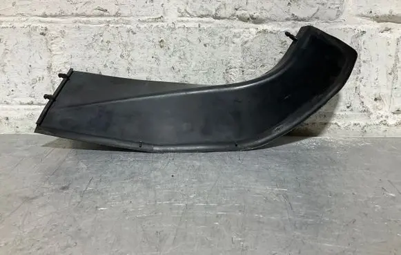 BMW 5 F10 F11 Rear/tail light trim molding 7204375 20409410