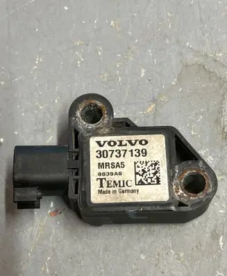 Volvo V50 Airbag deployment crash/impact sensor 30737139 MRSA5 8839A6
