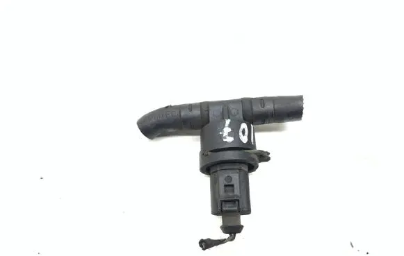 Volkswagen PASSAT B6 Fuel return line/hose 038906081G 1J0973702