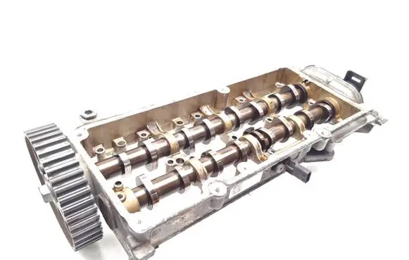 Volkswagen Golf VII Camshaft 04L103308C 04L103292F