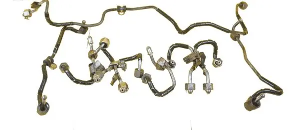 Jaguar XF X250 Fuel injector supply line/pipe 306DT