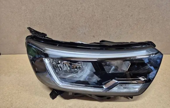 Renault Kangoo III Headlight/headlamp 260100108R