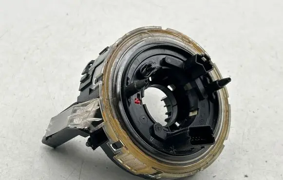 Audi A4 S4 B7 8E 8H Airbag slip ring squib (SRS ring) 4E0953541A CZK03