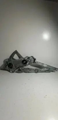 BMW 5 E34 Front door manual window regulator 1944062 5132