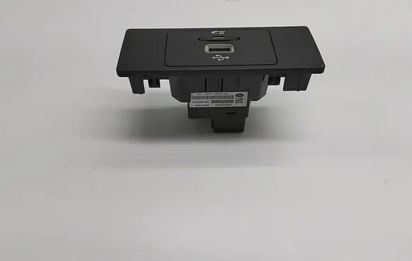 Ford Mondeo MK V USB socket connector GC3T14F014AA