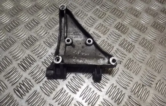 Audi A6 S6 C5 4B A/C compressor mount bracket 059260885E