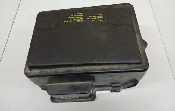 Saab 9-5 Battery box tray cover/lid 5242052