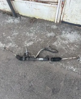 Opel Zafira B Steering rack 13188616