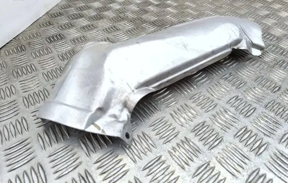BMW 7 F01 F02 F03 F04 Heat shield in engine bay 7576999