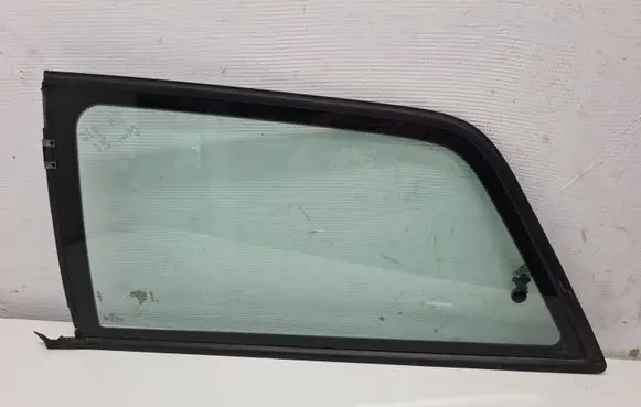 Audi A3 S3 8L Rear side window