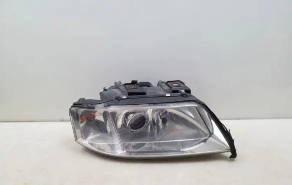 Audi A6 S6 C5 4B Headlight/headlamp