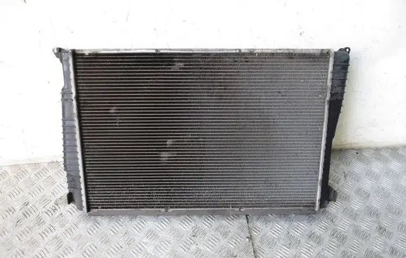 BMW X3 F25 Coolant radiator 8623369