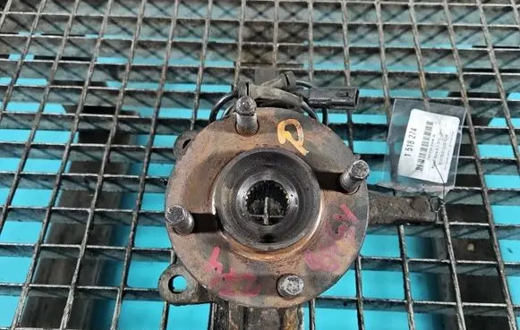 Nissan Micra Front wheel hub spindle knuckle IMPRK1518274
