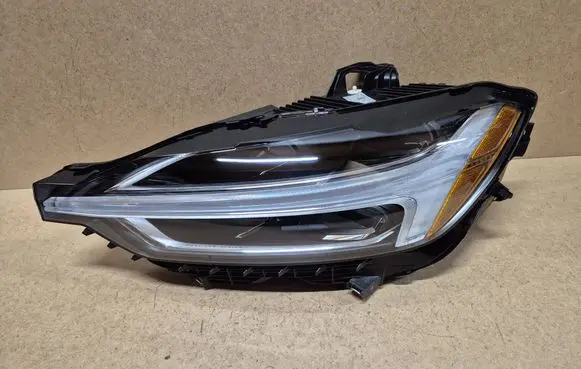 Volvo XC60 Headlight/headlamp 32228488