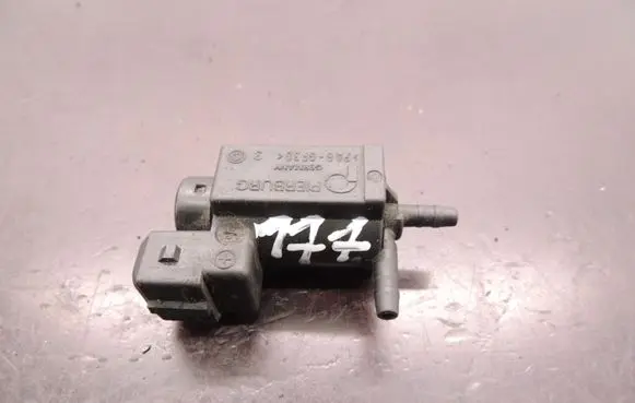 Volvo V70 Turbo solenoid valve 72224010 30611668 D177